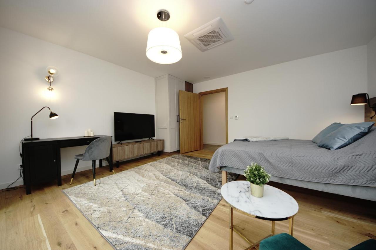 Bh Properties, Apartamenty Teatr Wybrzeze Srodmiescie Гданьск Экстерьер фото