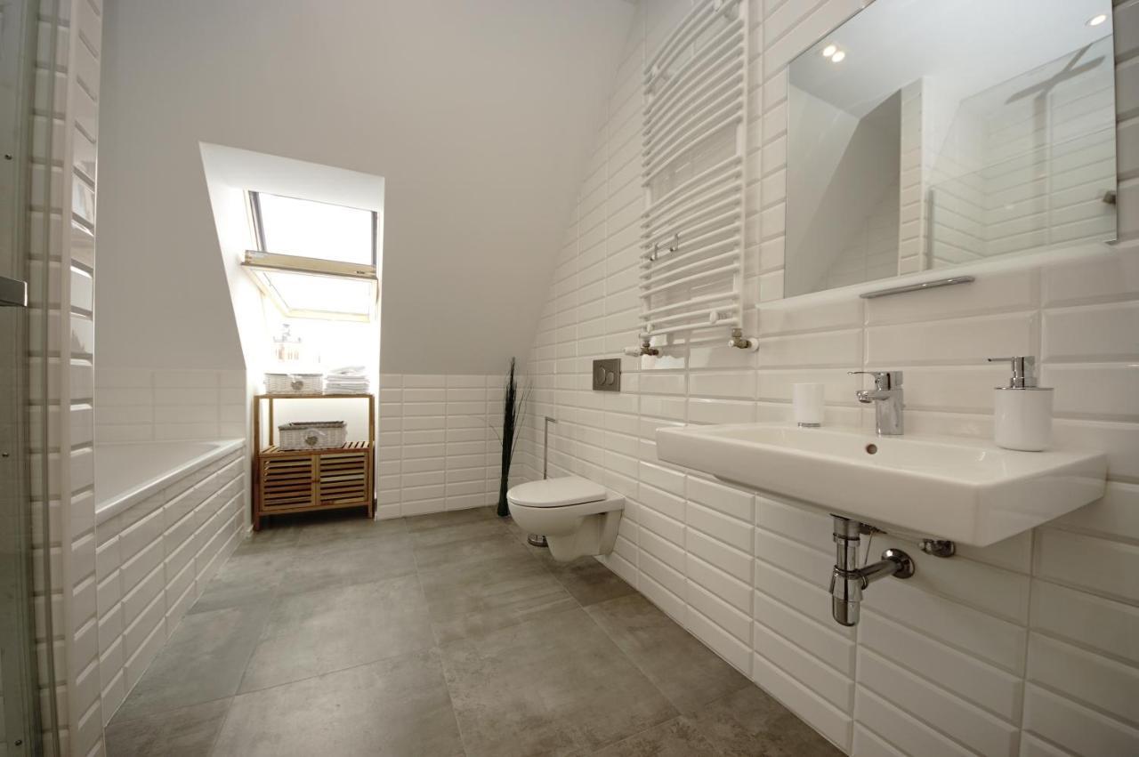 Bh Properties, Apartamenty Teatr Wybrzeze Srodmiescie Гданьск Экстерьер фото